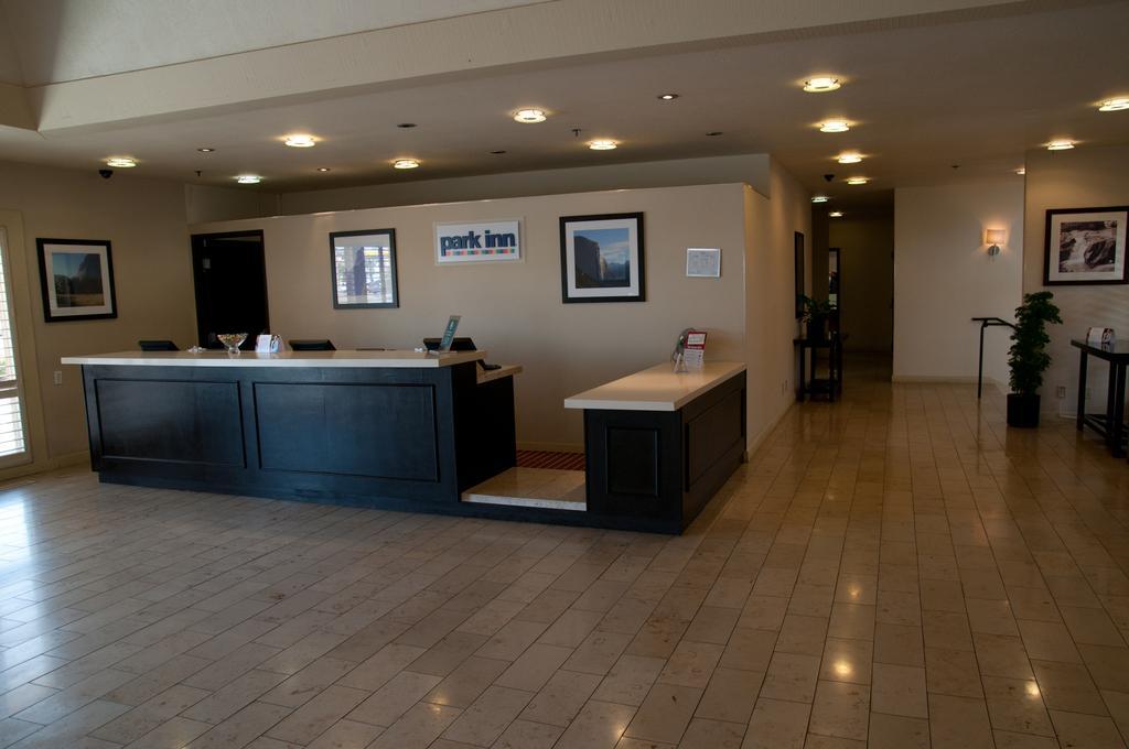The Hotel Fresno Bagian luar foto