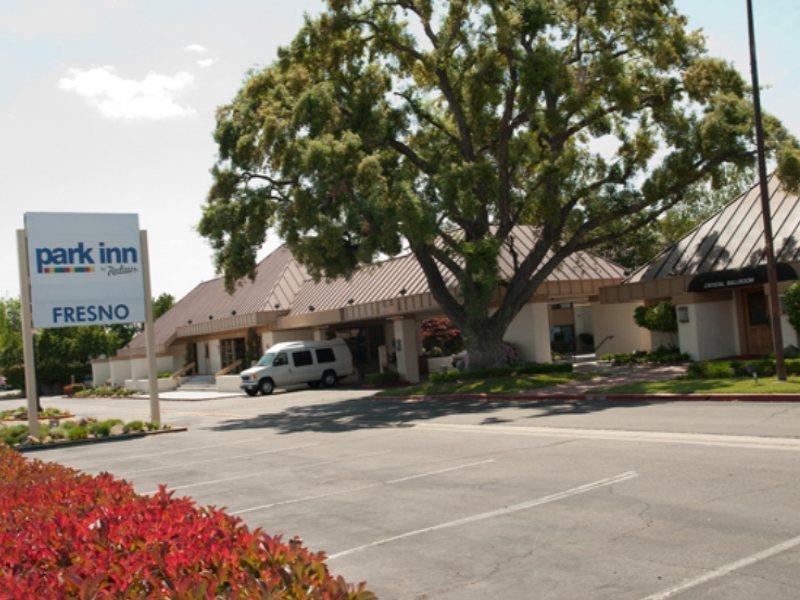 The Hotel Fresno Bagian luar foto
