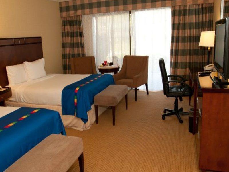 The Hotel Fresno Bagian luar foto