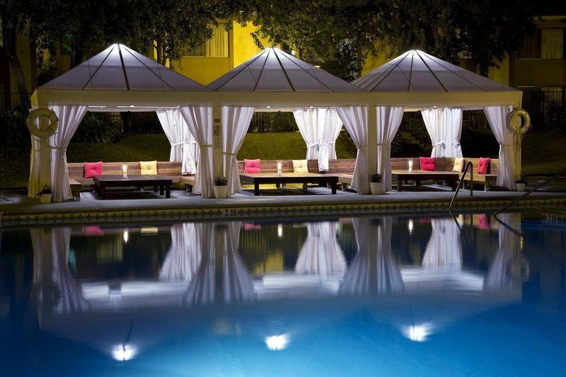 The Hotel Fresno Bagian luar foto