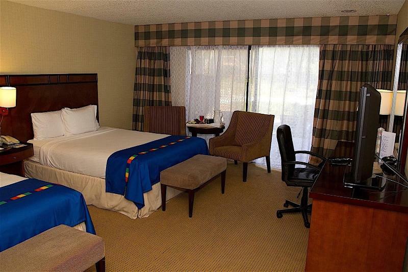 The Hotel Fresno Bagian luar foto